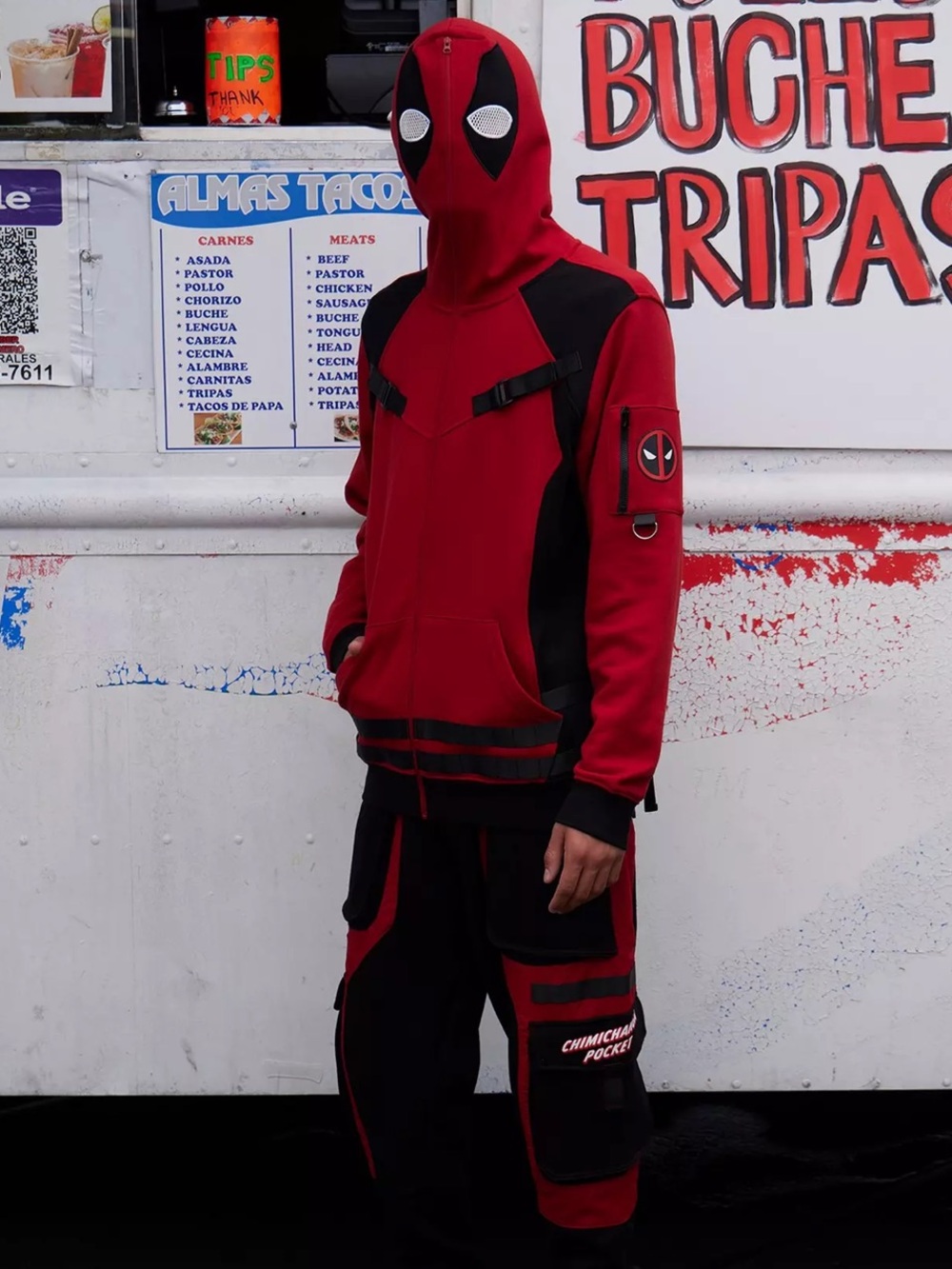 NWT Our Universe Marvel Deadpool & Wolverine Deadpool Color-Block Hoodie SZ XL